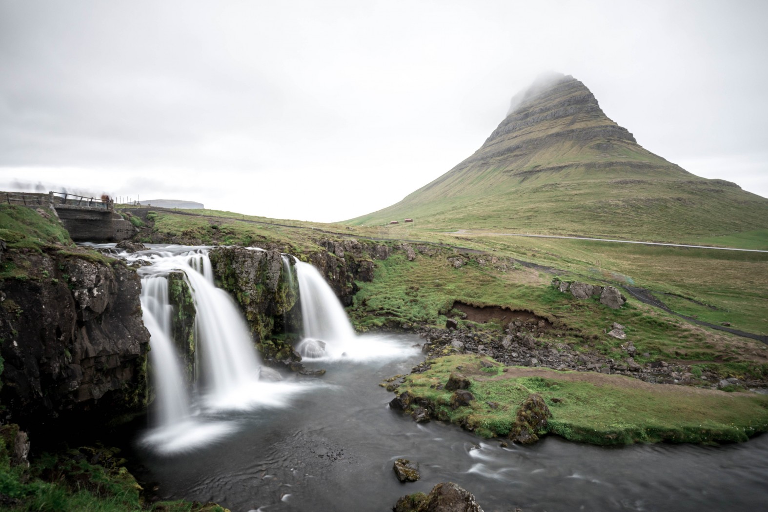 Iceland Bus Tours peview