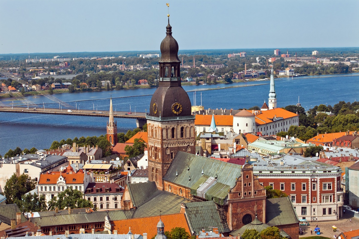 The Baltic Sea & Its Climate: How to Prepare for Spring and Autumn Travel