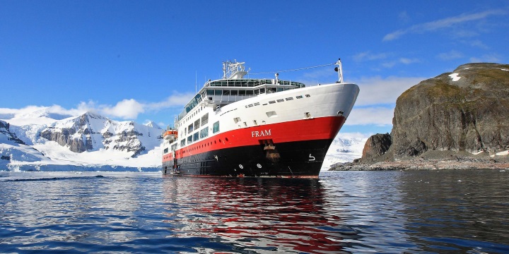 Midnight Sun Norway Cruise Experience, Hurtigruten Coastal